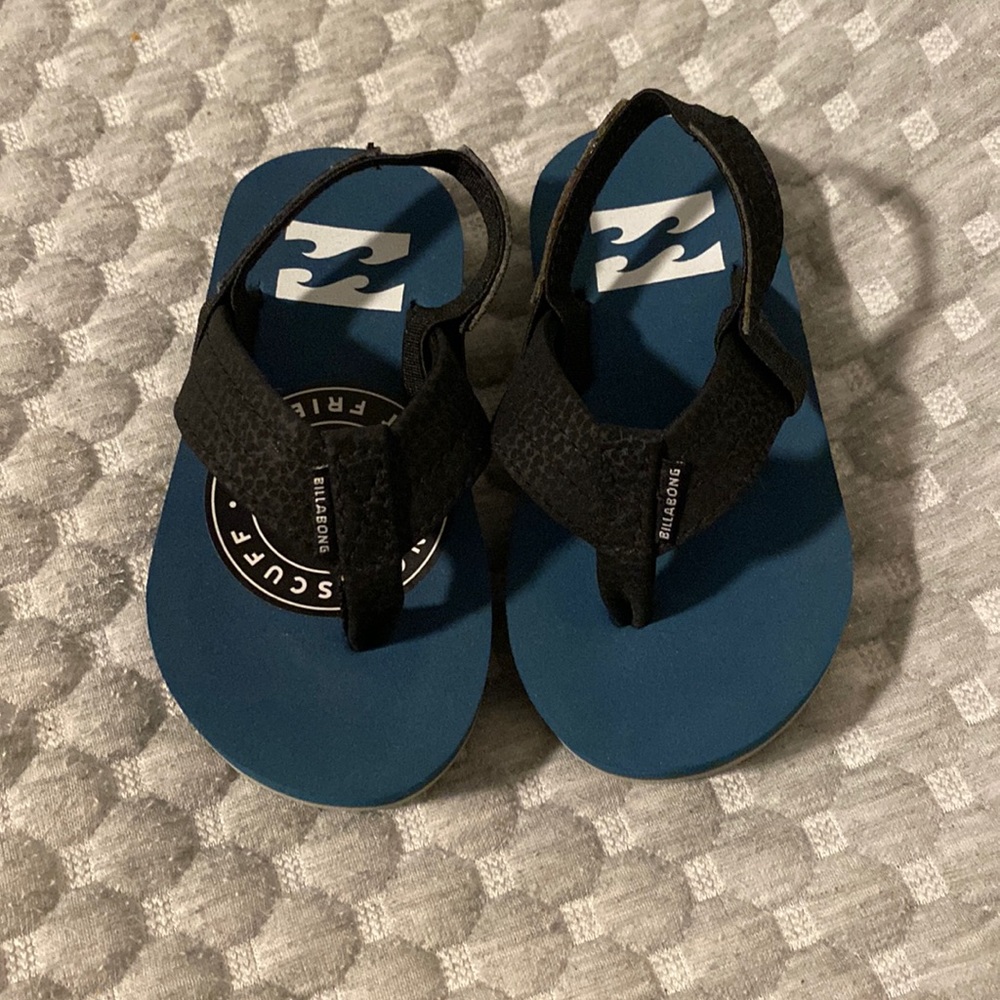 Billabong baby flip flops